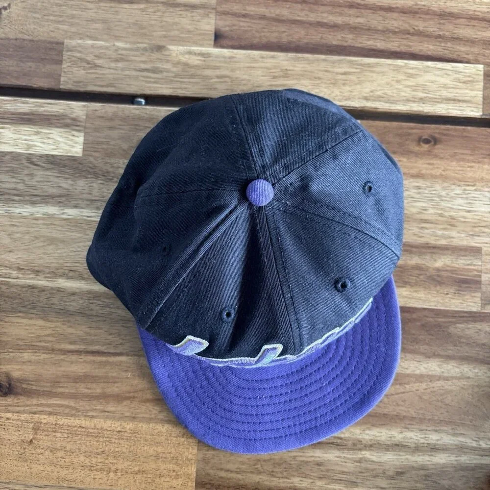 Los Angeles Lakers Cap Hat‎ Basketball Ball New Era NBA One Size Athletic Sports